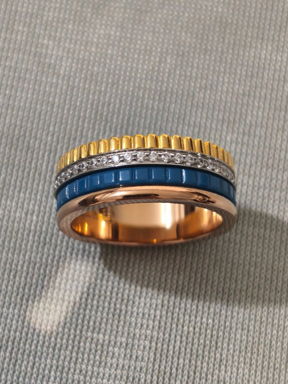Boucheron Blue Ring Diamond-Set Four-Band Design Ring - Picture 2 of 6